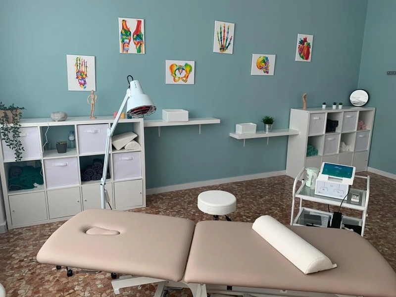 Clínica de Fisioterapia Manual Avanzada María José López Téllez 7