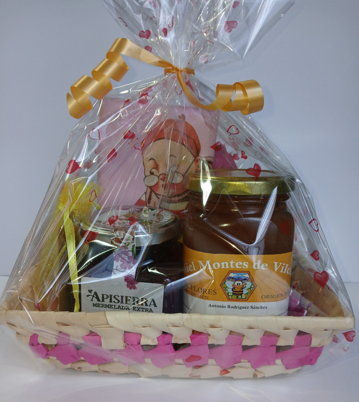 Cesta de productos artesanos variados